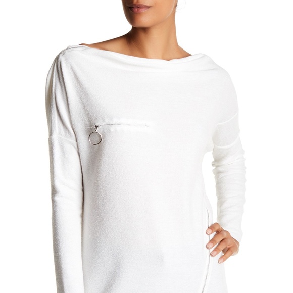 TOV White Asymmetrical Textured Grain Zipper Top - Picture 1 of 4